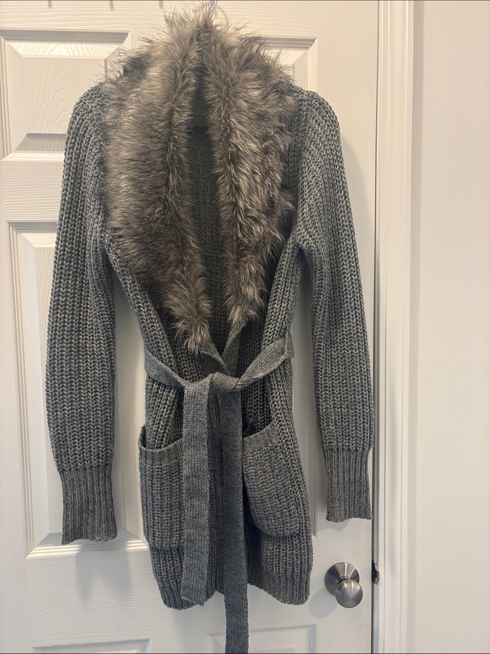 Jessica Simpson Gray Knit Cardigan with Faux-Fur Shawl and Belt